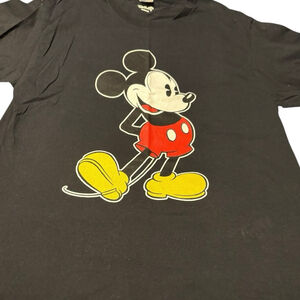 Disney Mickey Mouse Black Red Short Sleeve Tee L